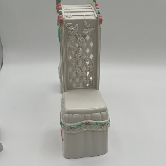 2008 Fisher Price Loving Family Wedding Bride & Groom replacement Arch & misc - Picture 6 of 12